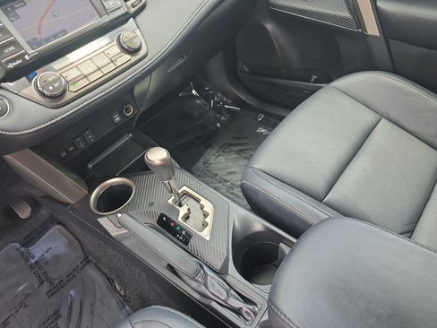 Used 2014 Toyota RAV4 Limited FWD image 24