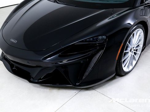 New 2026 McLaren Artura Spider RWD image 31