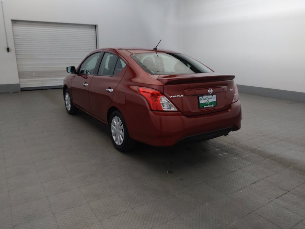 Used 2019 Nissan Versa SV FWD image 5