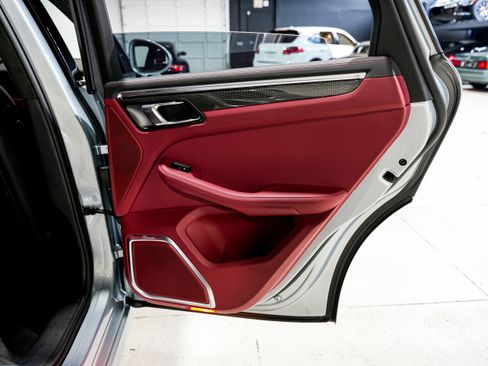 Used 2022 Porsche Macan GTS w/ Sport Chrono Package image 32