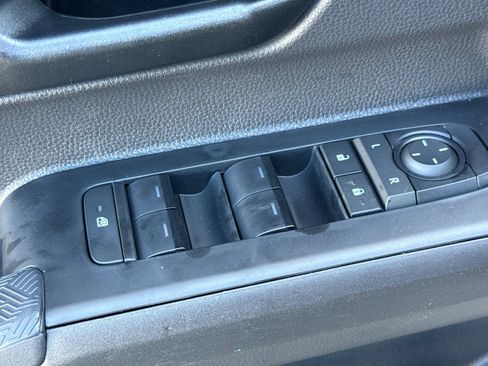 New 2026 Toyota Tacoma SR5 image 13