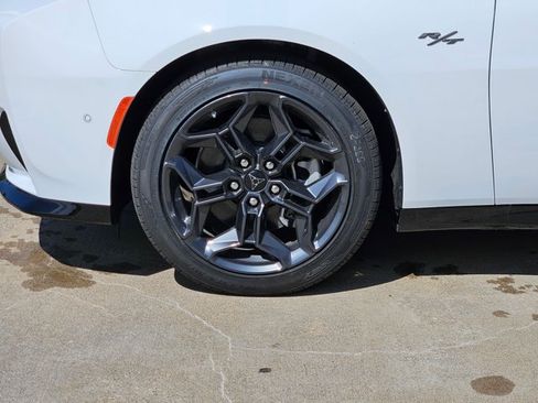 New 2026 Dodge Charger R/T w/ Driver Convenience Group AWD/4WD image 11