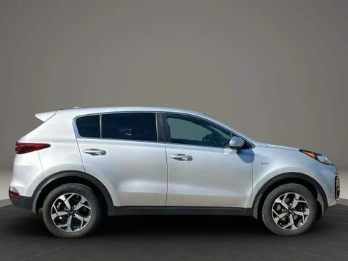 Used 2020 Kia Sportage LX AWD/4WD image 10
