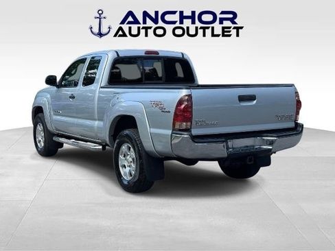 Used 2005 Toyota Tacoma PreRunner RWD image 6
