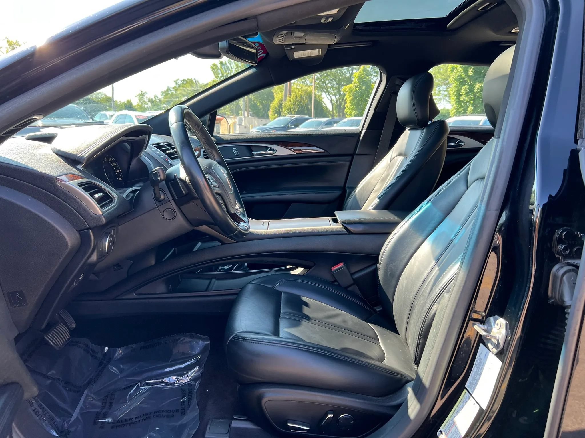 Used 2017 Lincoln MKZ Select w/ Select Plus Package FWD image 21