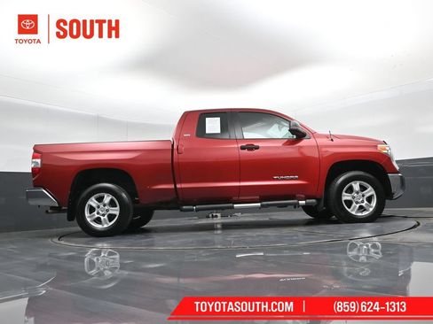 Used 2014 Toyota Tundra SR5 w/ SR5 Upgrade Package AWD/4WD image 37