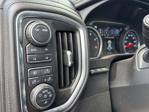 Used 2020 Chevrolet Silverado 3500 High Country w/ Technology Package image 7