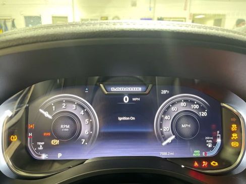 Used 2025 RAM 1500 Laramie w/ Night Edition image 15