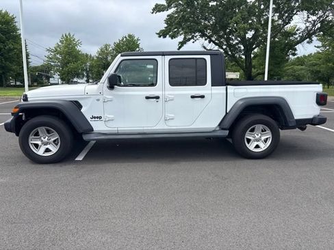 Used 2020 Jeep Gladiator Sport w/ Quick Order Package 24S AWD/4WD image 4