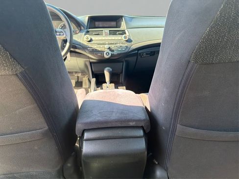 Used 2010 Honda Accord LX-P image 23