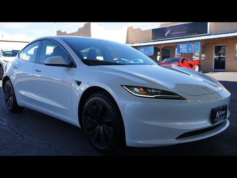 Used 2025 Tesla Model 3 RWD image 1