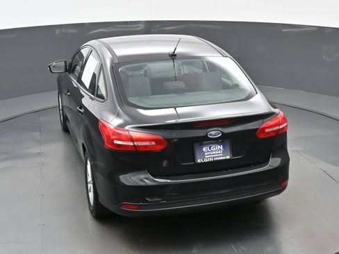 Used 2015 Ford Focus SE FWD image 34