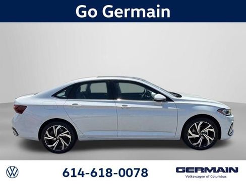New 2026 Volkswagen Jetta SEL FWD image 4