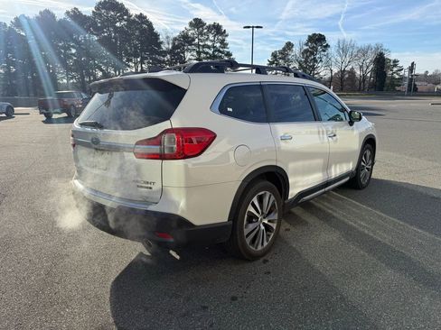 Used 2019 Subaru Ascent Touring w/ Popular Package #3 image 8
