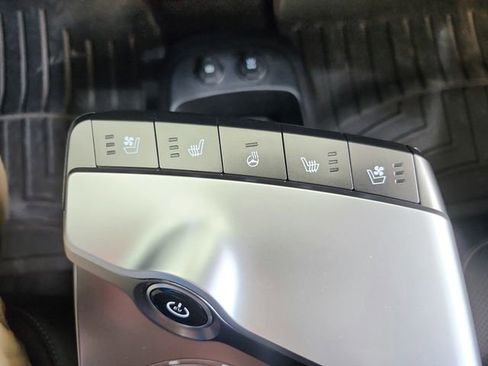 Certified 2024 Kia EV6 Wind w/ Wind Technology Package AWD/4WD image 18