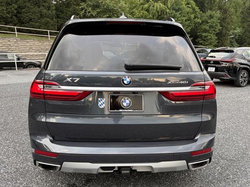 Used 2022 BMW X7 xDrive40i w/ Cold Weather Package AWD/4WD image 13