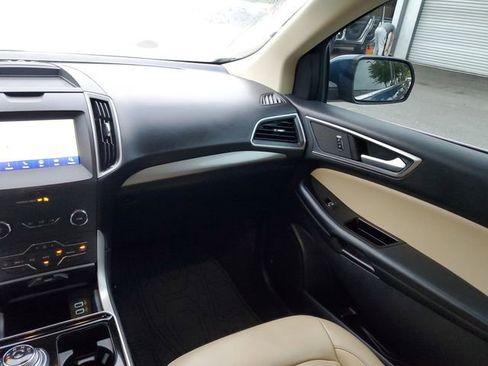 Used 2020 Ford Edge SEL w/ Convenience Package image 14