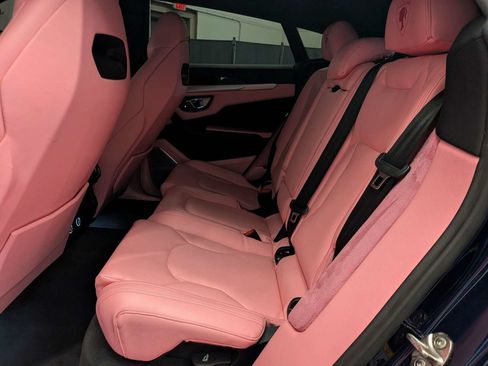Used 2020 Lamborghini Urus AWD/4WD image 13