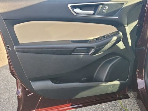 Certified 2024 Ford Edge SEL w/ Cargo Accessory Package image 16