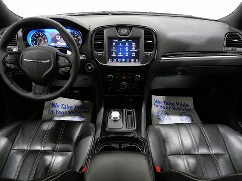 Used 2023 Chrysler 300 S image 11