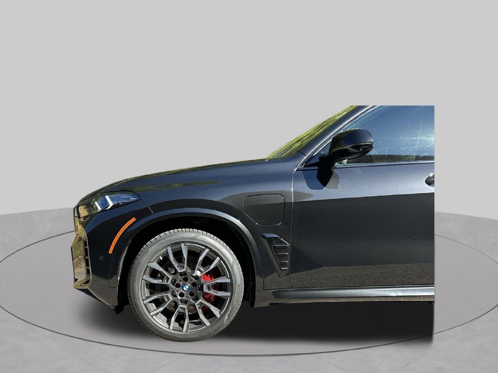 Used 2026 BMW X5 xDrive50e w/ M Sport Package AWD/4WD image 13