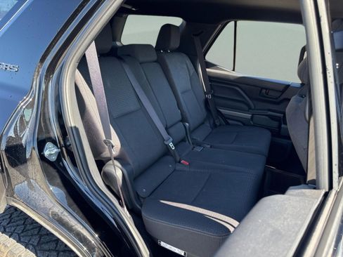 Used 2025 Toyota 4Runner SR5 image 36