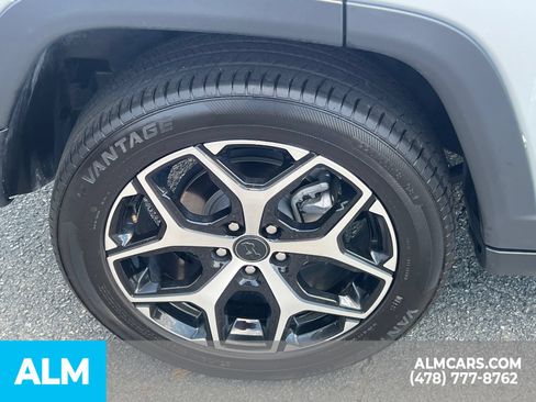 Used 2025 Jeep Compass Limited AWD/4WD image 20
