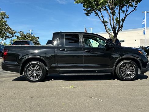 Certified 2019 Honda Ridgeline Sport image 3