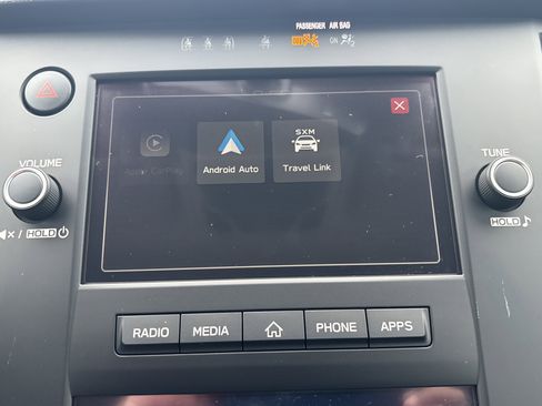 Certified 2025 Subaru Outback image 4