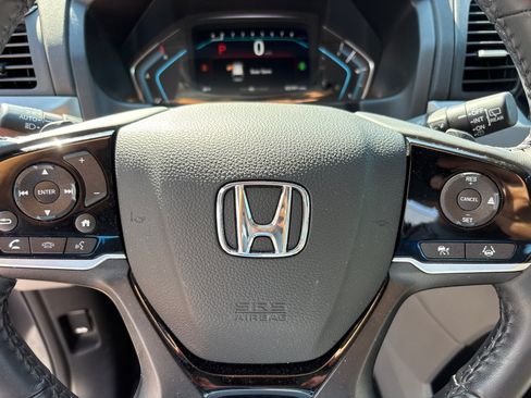 Used 2024 Honda Odyssey Touring image 16