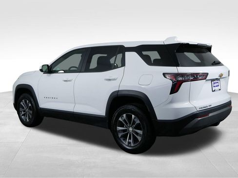 Used 2025 Chevrolet Equinox LT image 7