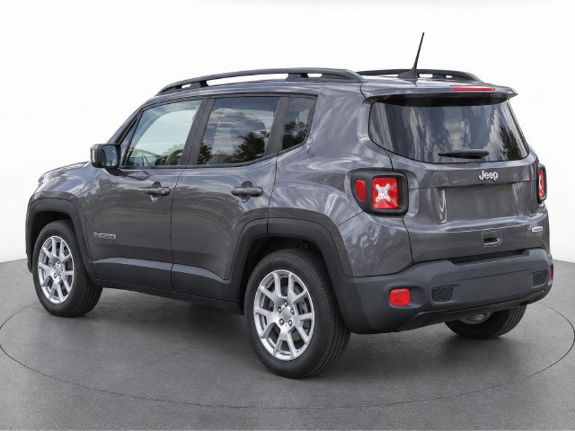 Used 2021 Jeep Renegade Latitude w/ Sun & Sound Group FWD image 3