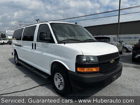 Used 2023 Chevrolet Express 3500 LS RWD image 3