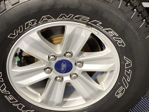 Used 2019 Ford F150 XLT AWD/4WD image 27