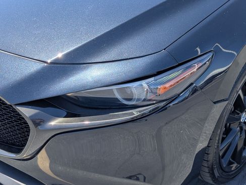 Used 2022 MAZDA MAZDA3 s FWD image 12