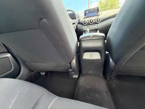 Used 2024 Nissan Sentra SV FWD image 36