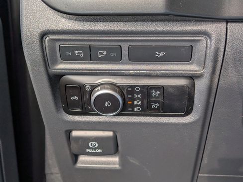 Certified 2023 Ford F150 XLT w/ Equipment Group 302A High image 19