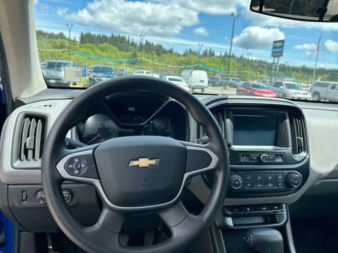 Used 2018 Chevrolet Colorado W/T w/ WT Convenience Package AWD/4WD image 10