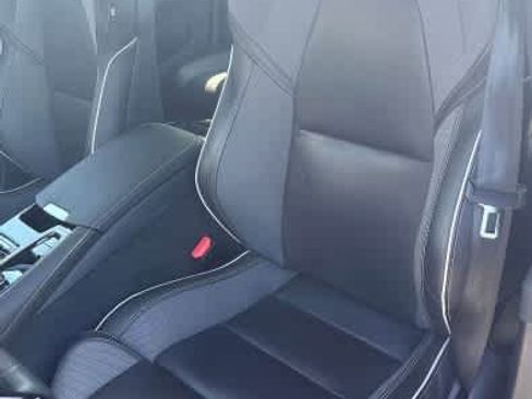 Used 2023 Volvo S60 T8 Ultimate w/ Climate Package AWD/4WD image 3