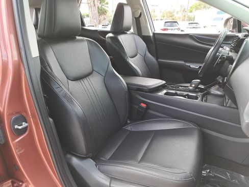 Used 2025 Lexus NX 250 FWD image 10