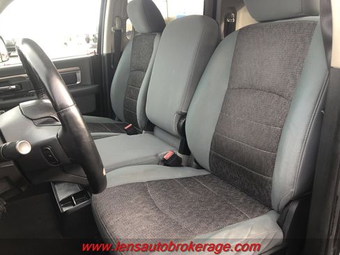 Used 2014 RAM 2500 SLT w/ Luxury Group image 12