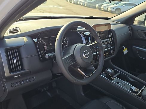 New 2025 Nissan Pathfinder Rock Creek image 14