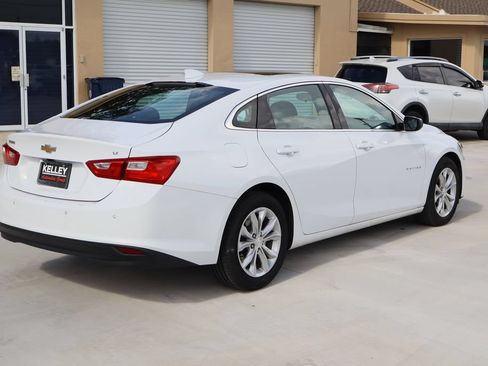 Used 2024 Chevrolet Malibu LT FWD image 9