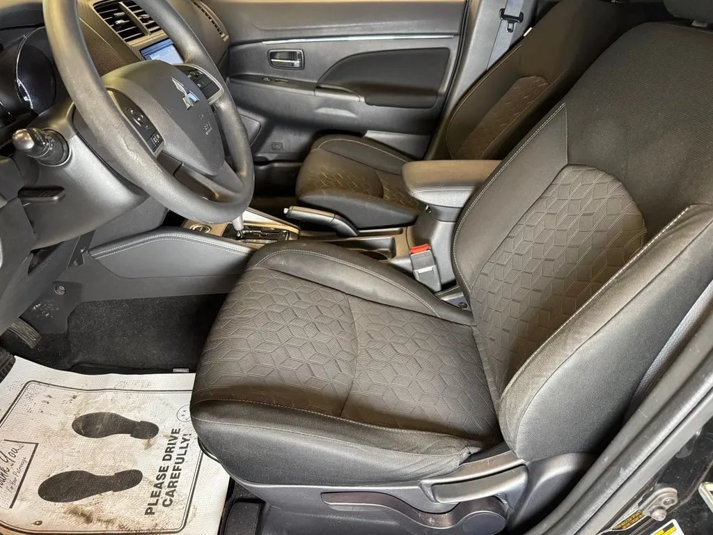 Used 2020 Mitsubishi Outlander Sport ES AWD/4WD image 19