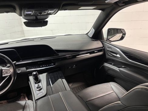 Used 2023 Cadillac Escalade Sport w/ LPO, ONYX Package AWD/4WD image 36
