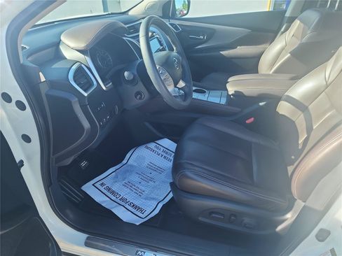Used 2017 Nissan Murano Platinum w/ Platinum Technology Package FWD image 12