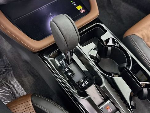 New 2026 Subaru Forester Touring AWD/4WD image 17