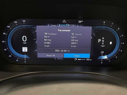 Used 2022 Volvo XC60 B6 Inscription w/ Climate Package image 12