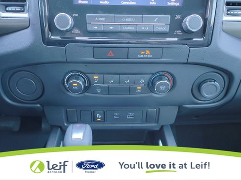 Used 2022 Nissan Frontier SV w/ Technology Package image 22