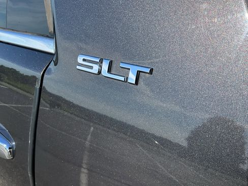 Used 2013 GMC Acadia SLT FWD image 19
